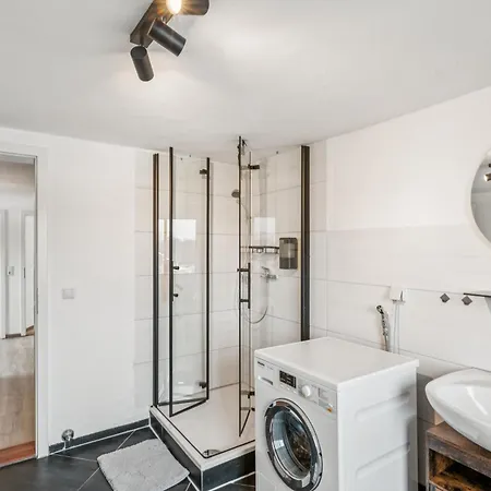 Alpenapartment Fuer 4 In I Familienfreundlich, Modern & Ruhig *